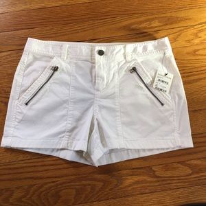 Hinge shorts NWT